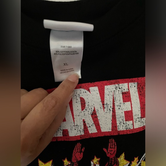 Marvel Comics Sweatshirt - Picture 3 of 3